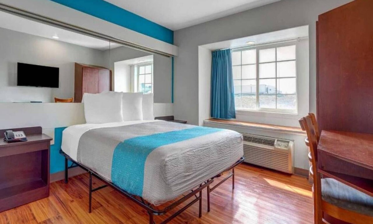 Idaho Falls Apartment | 1 Queen Bed | Non-Smoking