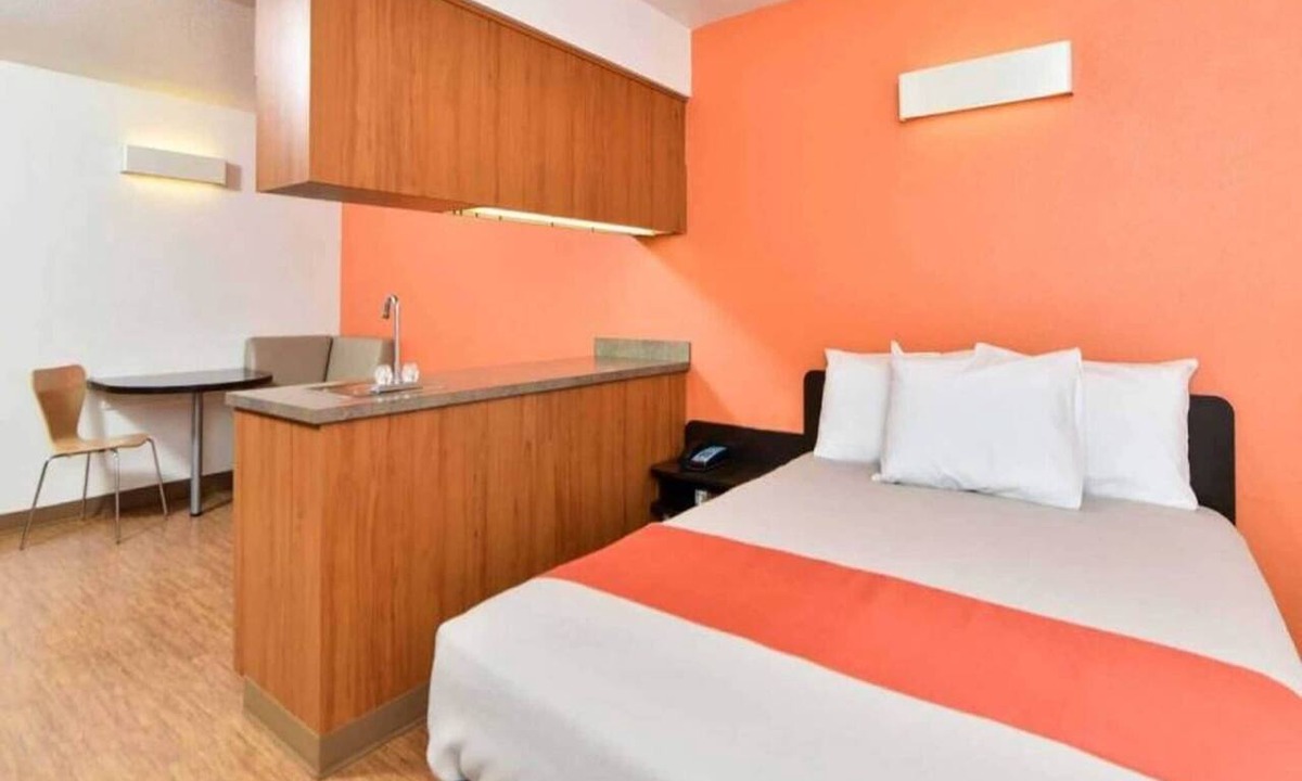 Meridian Apartment | 1 Queen|Mob Acc|Tub|Suite|Nsmk