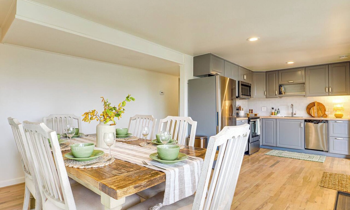 Sugar House Apartment | 20 Mi to Alta Ski Area: Modern Retreat w/Yard!
