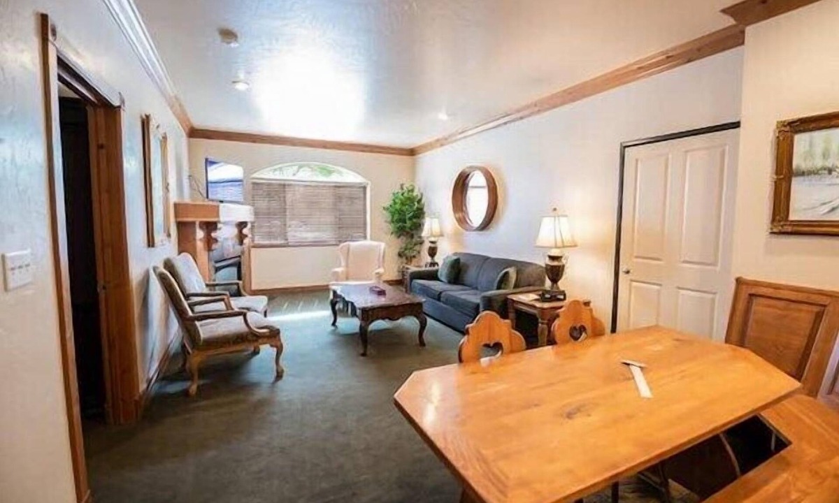 Zermatt Villa | 2073 | Upscale King Villa | Near Park City Ski