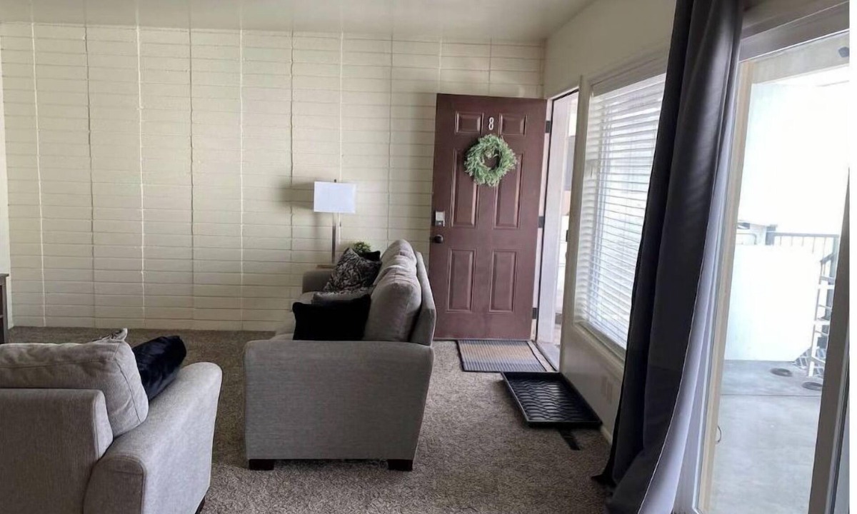 Idaho Falls Apartment | 2nd floor apartment in 4plex, excellent internet, clean, spacious, private