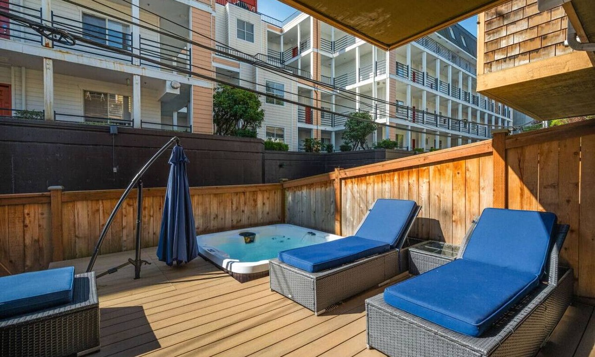 Fremont Villa | 3 Bed, 2.5 Bath Fremont Escape: Hot Tub, BBQ