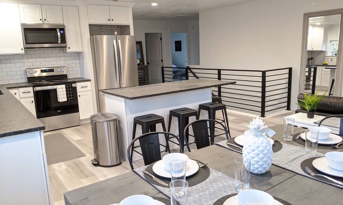 South Salt Lake House | 3 Bed 2 Bath near Salt Lake City
