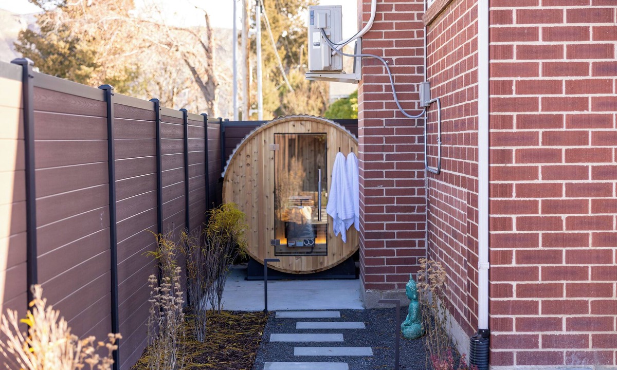 Rose Park House | 3 Bedroom in Rose Park, Sonata Rose, MidCentury Dream with Sauna