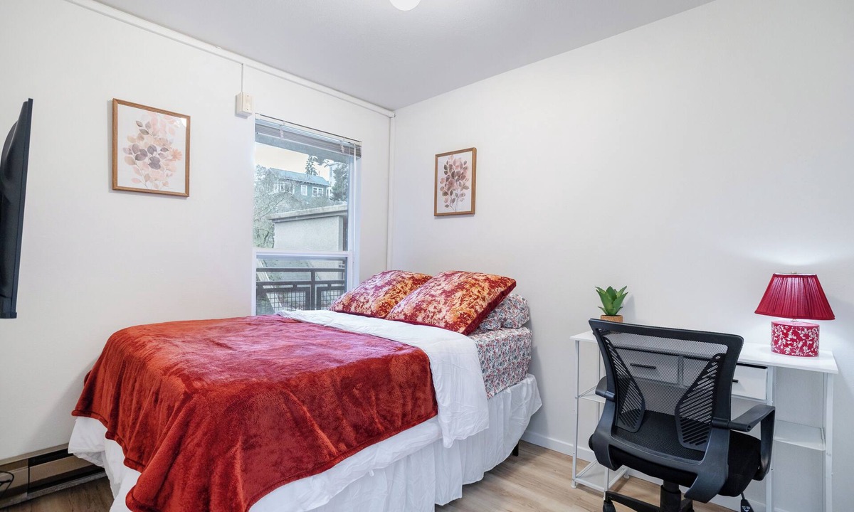 North Queen Anne Apartment | 4-bedroom apartment in Seattle perfect for your getaway