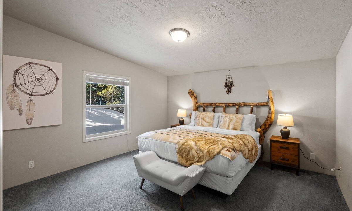 Lazy Acres House | 7 Min to Yellowstone West Entrance – Dream Catcher
