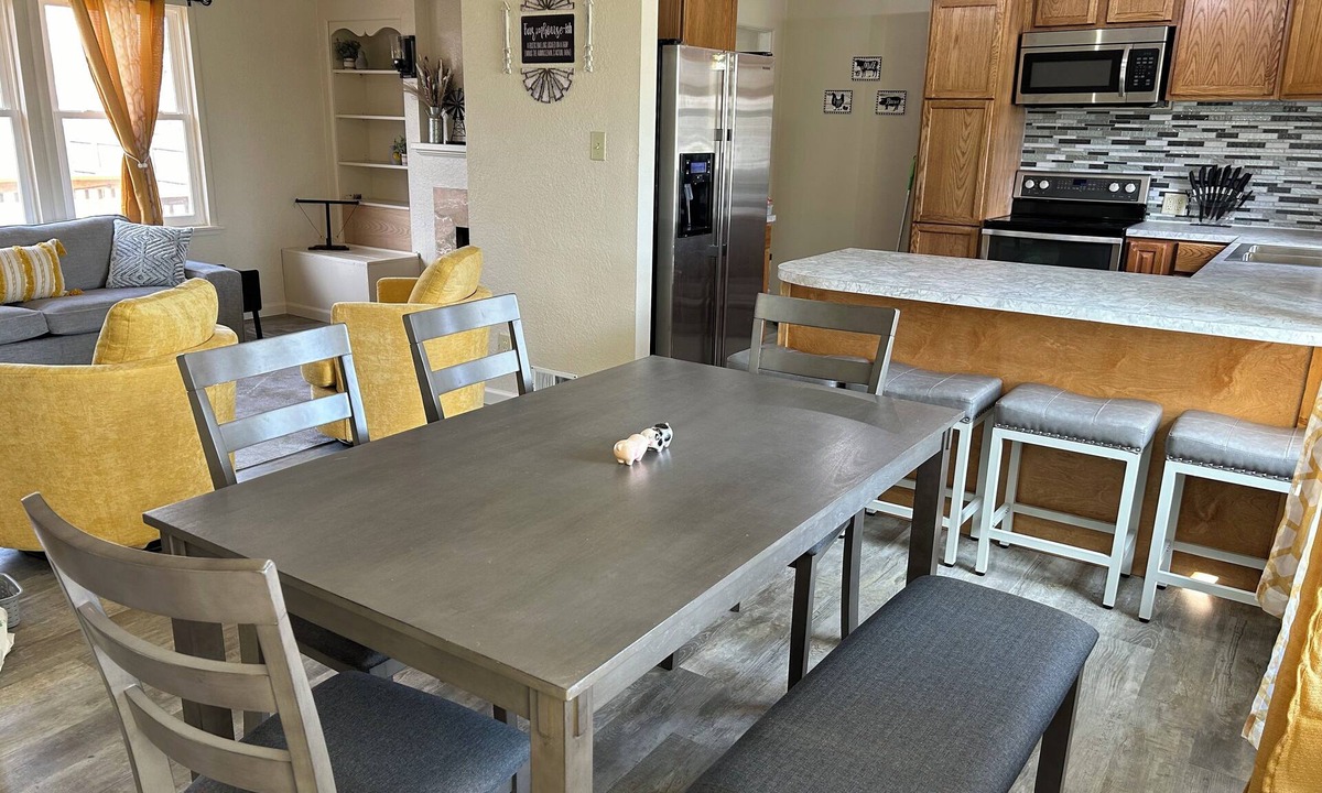 Thermopolis House | A newly renovated home full of fun games for the entire family to enjoy.