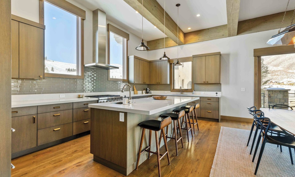Sun Valley House | Alpine Luxe Home at White Clouds