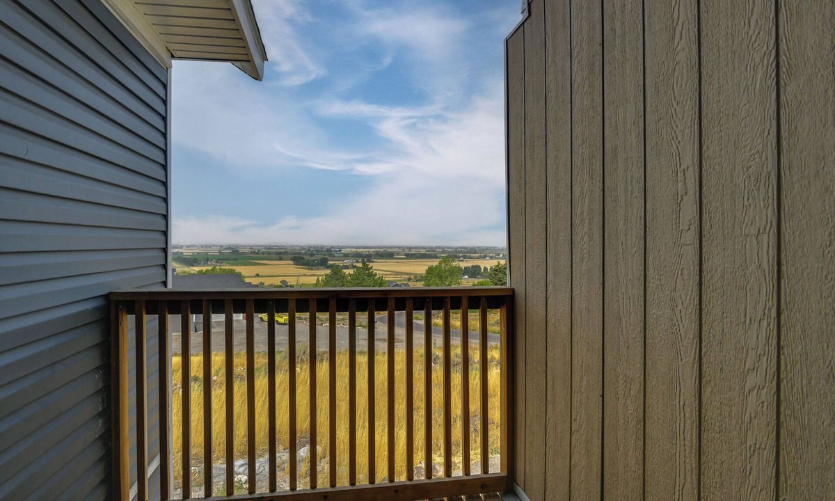 Idaho Falls Apartment | Balcony & Stunning Views: Airy Apt in Idaho Falls
