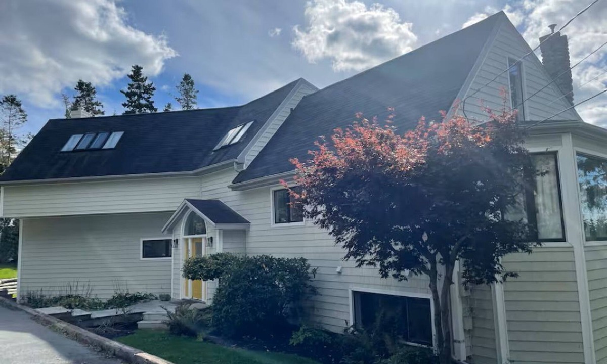 Masons Point House | Beautiful Home in Head. of St. Margaret's Bay, NS