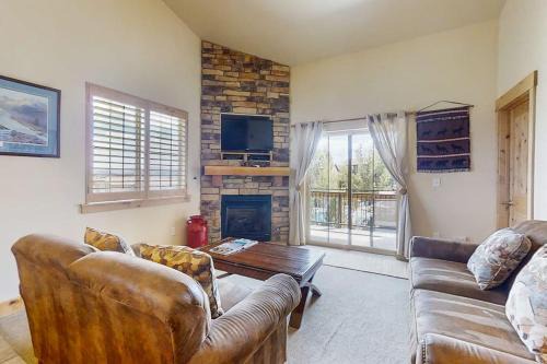 Bear Hollow Village House | Bear Hollow Village Townhouse with Community Pool - Ski the Slopes