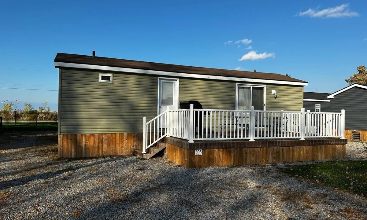 Virgil Cottage | Beautiful Cottage (508) in Vineyards of Niagara On The Lake