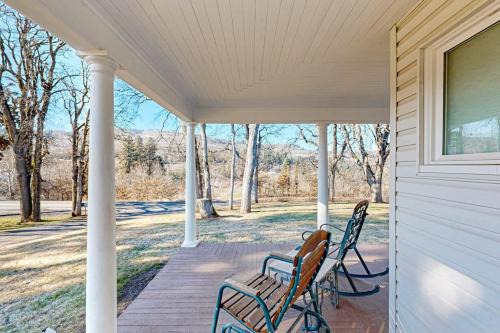 Mosier House | Beautiful historic family home on a Cherry Orchard with patio grill and WiFi