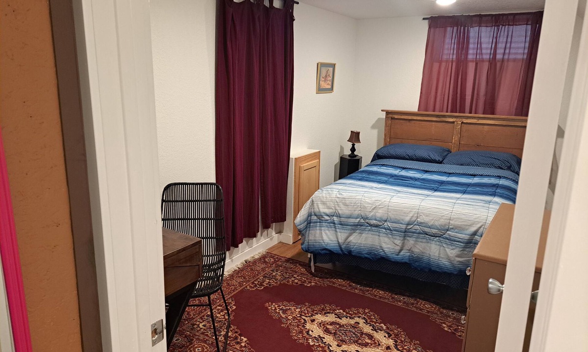 Rose Park Apartment | Beautiful private apartment in Missoula. Completely furnished & high-speed WiFi