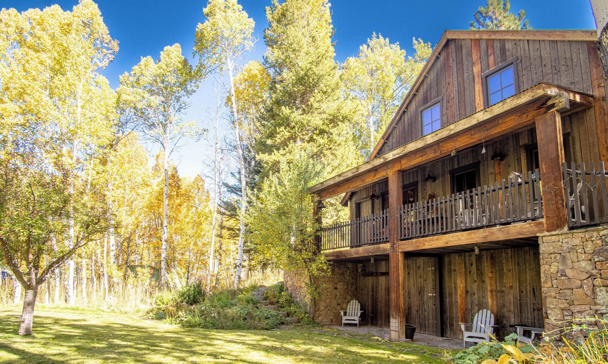 Board Ranch Cabin | Board's Sunset Ranch - 3BD Private Cabin in Sawtooth National Forest