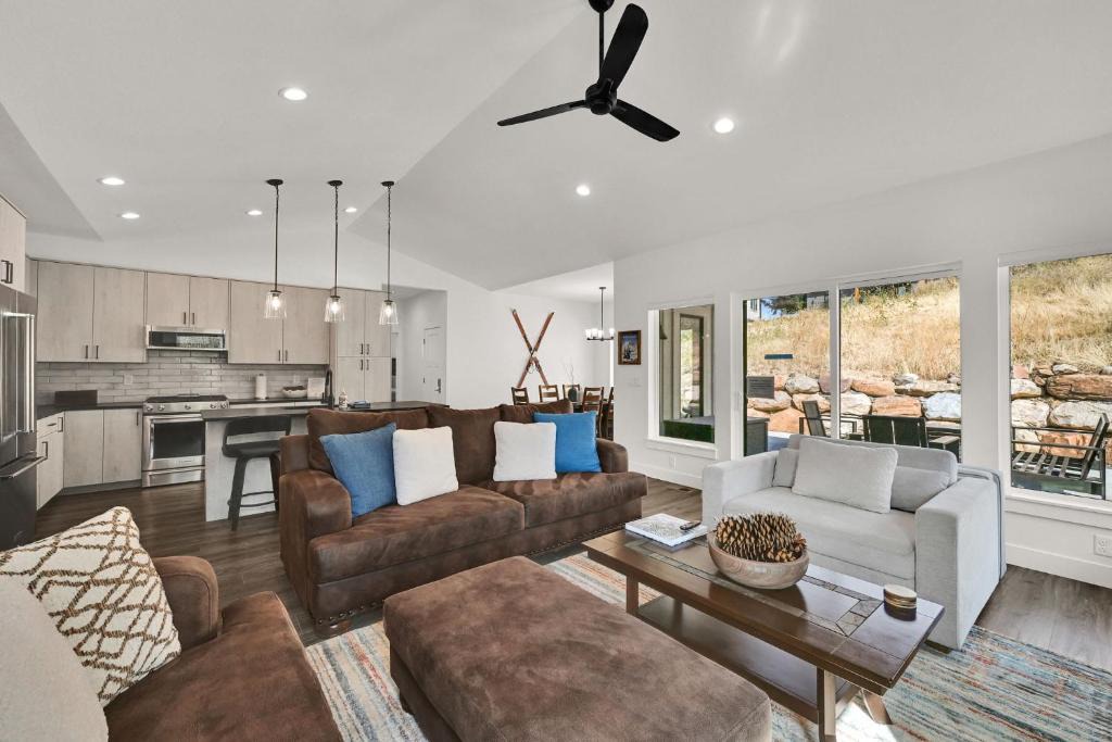 Wolf Creek House | Brand NEW Entire home in Eden Utah
