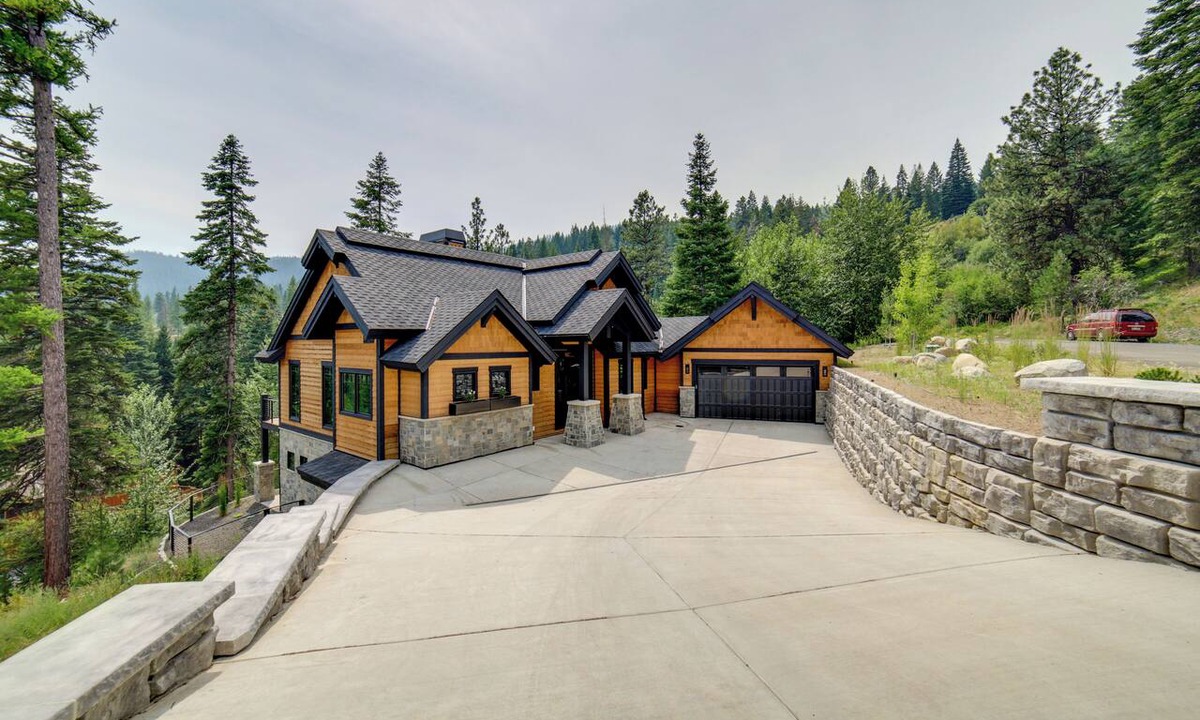 Tamarack Resort House | Brand-New Luxury Estate with Expansive Mtn Views!