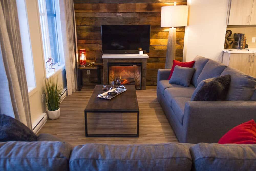 Sainte-Marguerite-du-Lac-Masson Apartment | The Viking Resort & Marina is a resort located in the Laurentians region.