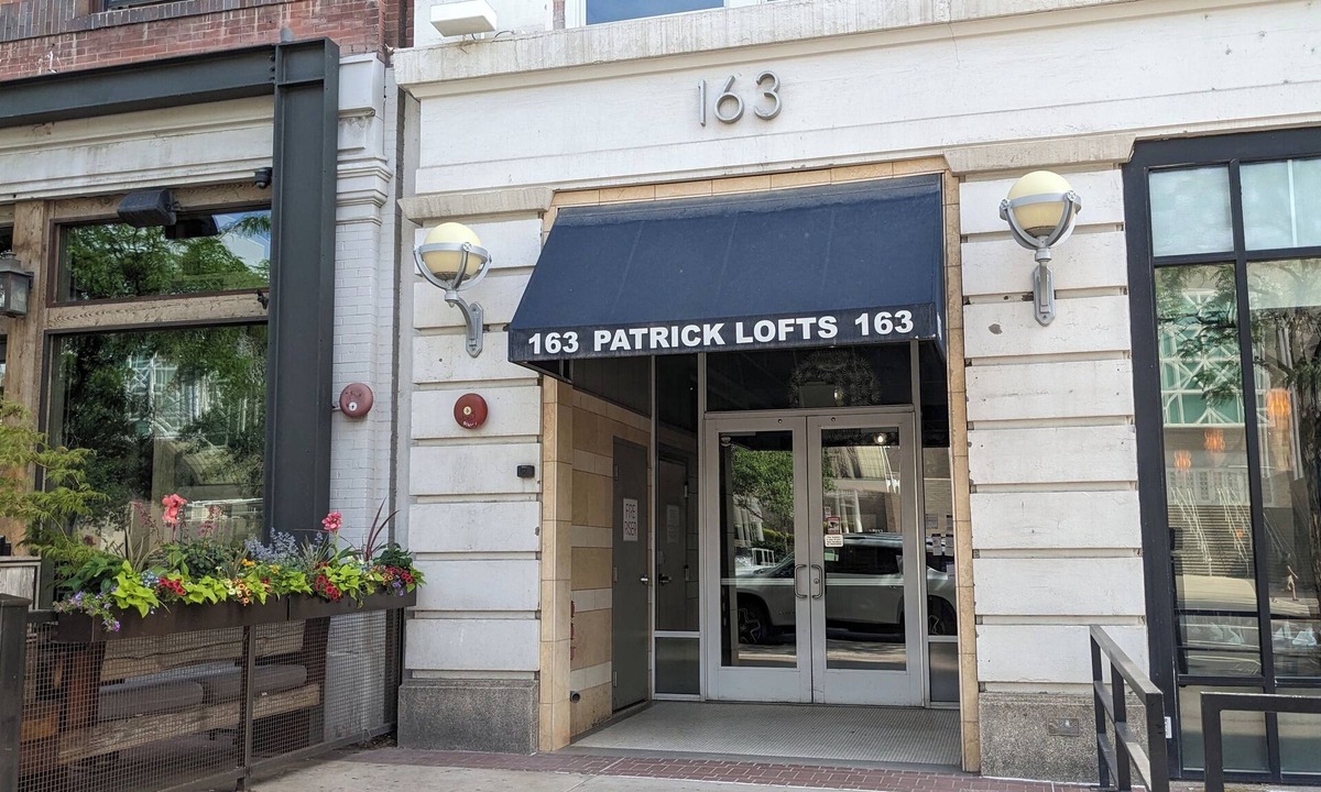 Rio Grande Apartment | Charming 2-bedroom open loft apartment in downtown central Salt Lake City.