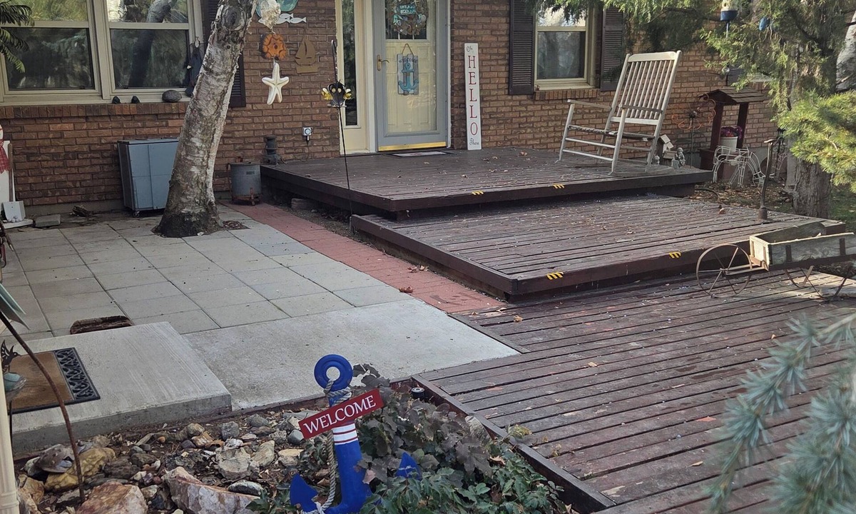 Harrisville House | Charming 2-bedroom house in Ogden with WiFi. Country location. Close to Ski area