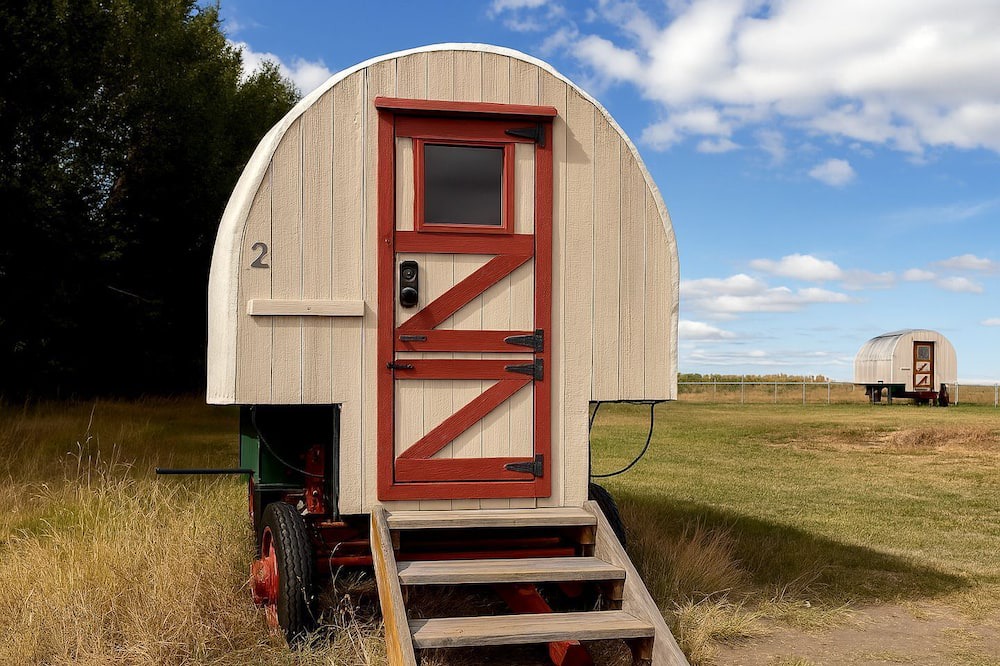Tetonia House | Charming Glamping Wagon with Mountain Views on Working Ranch near Grand Teton – Tetonia, Idaho