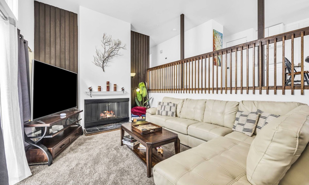 South Ogden House | Charming Mountain Retreat: Enjoy life by the slopes
