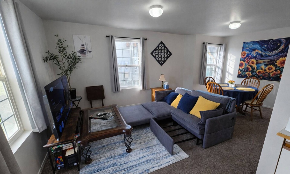 Mountain Home Apartment | Clean & Quiet 2BR Near St. Lukes Hospital & AFB/Sleeps 6/Fast WiFi
