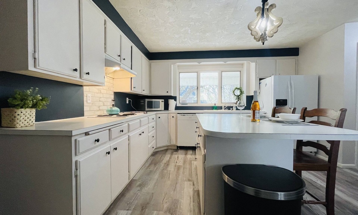 Rexburg House | close to St. Anthony Sand Dunes, Yellowstone, Bear World, BYI-I