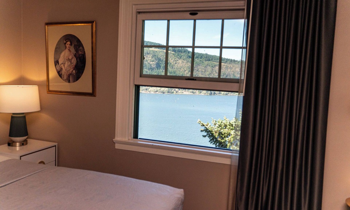 Hood River Hotel | Columbia Gorge Hotel and Spa