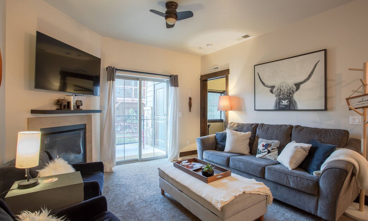 Bear Hollow Village Condo | Comfortable Luxury Ski Condo in Bear Hollow
