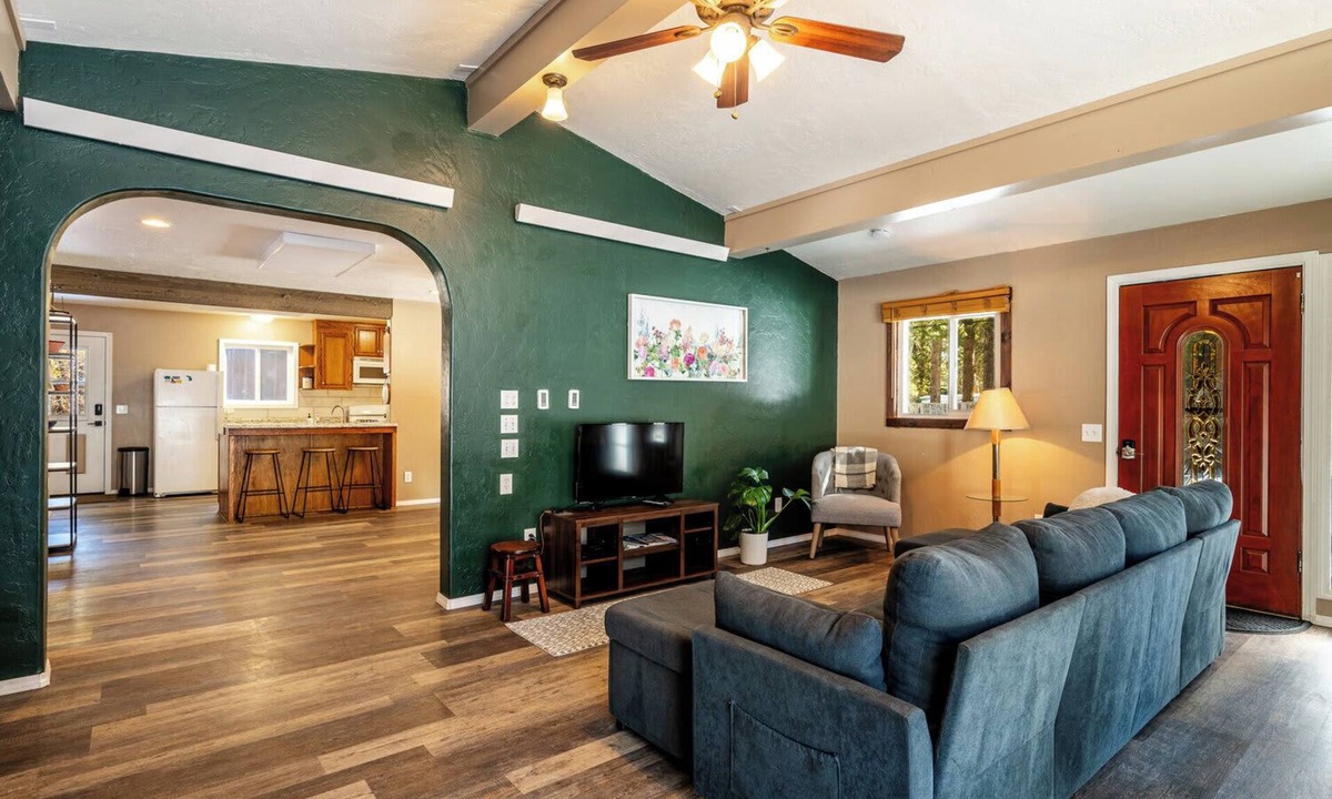Saddlestring House | Cottage Grove Mountain Vista