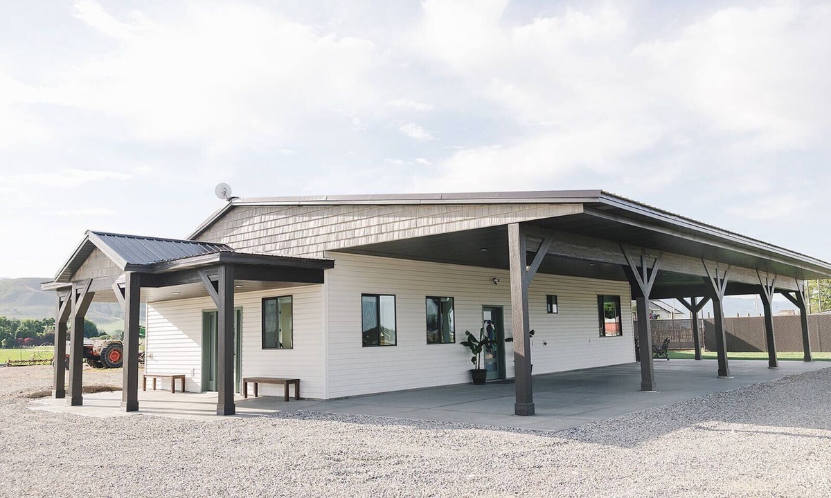 Preston House | COW PALACE Experience Rustic Charm and Tranquility at our Old Milk Barn.