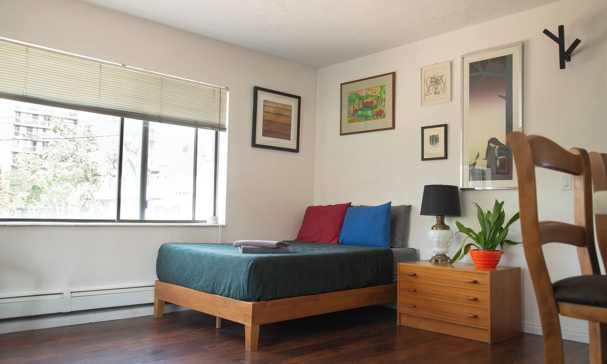 Lower Avenues Condo | Cozy & Classy Downtown/Lower Aves Entire Condo