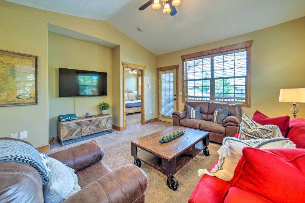 Driggs House | Cozy Driggs Condo ~ 40 Mi to Grand Teton NP!