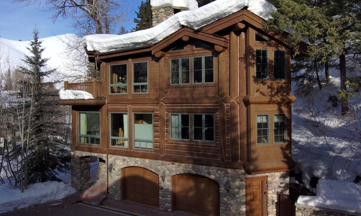Warm Springs House | Diamond Creek: Luxury retreat at Warm Springs
