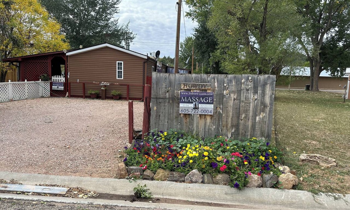Hulett House | Dreamcatcher Dwelling - See the Stars from Main Street