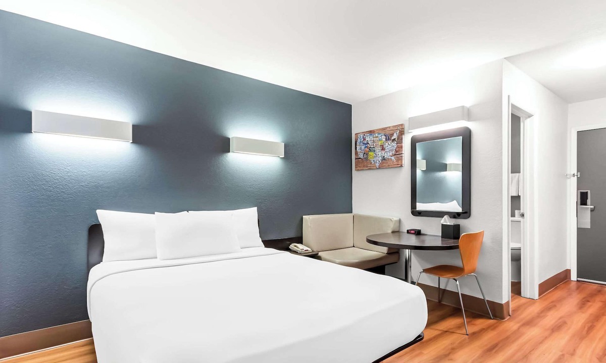 Idaho Falls Hotel | Econo Lodge