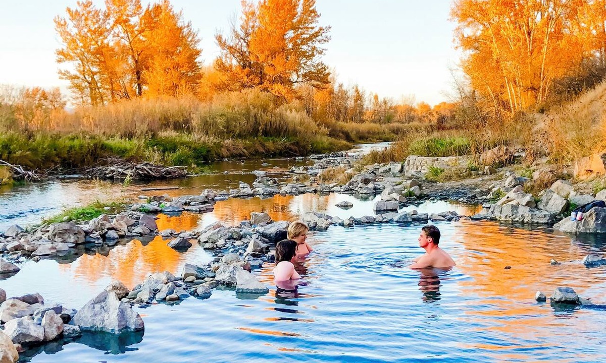 Whitehall Other | Farm Retreat Apartment & 2 Cabins near rustic hot springs