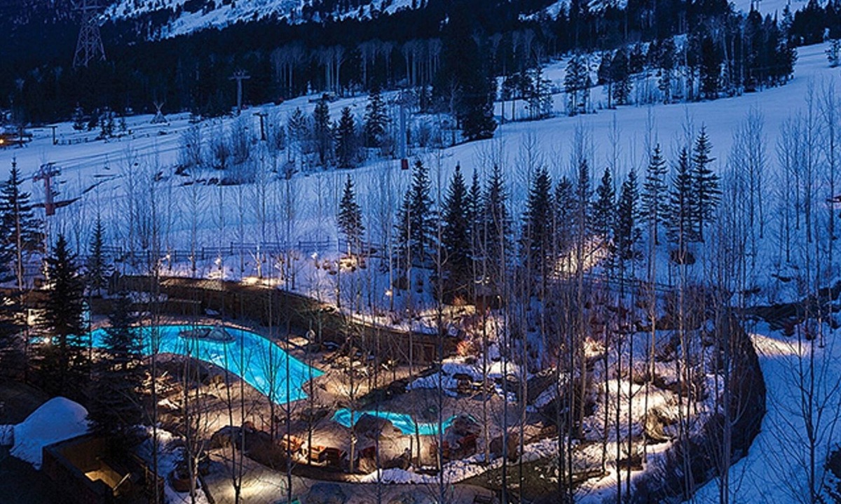 Teton Village Condo | Four Seasons Residence 2 Bed/2.5 Bath. 2nd Unit! Last Summer Days 2026-Aug 3-7!