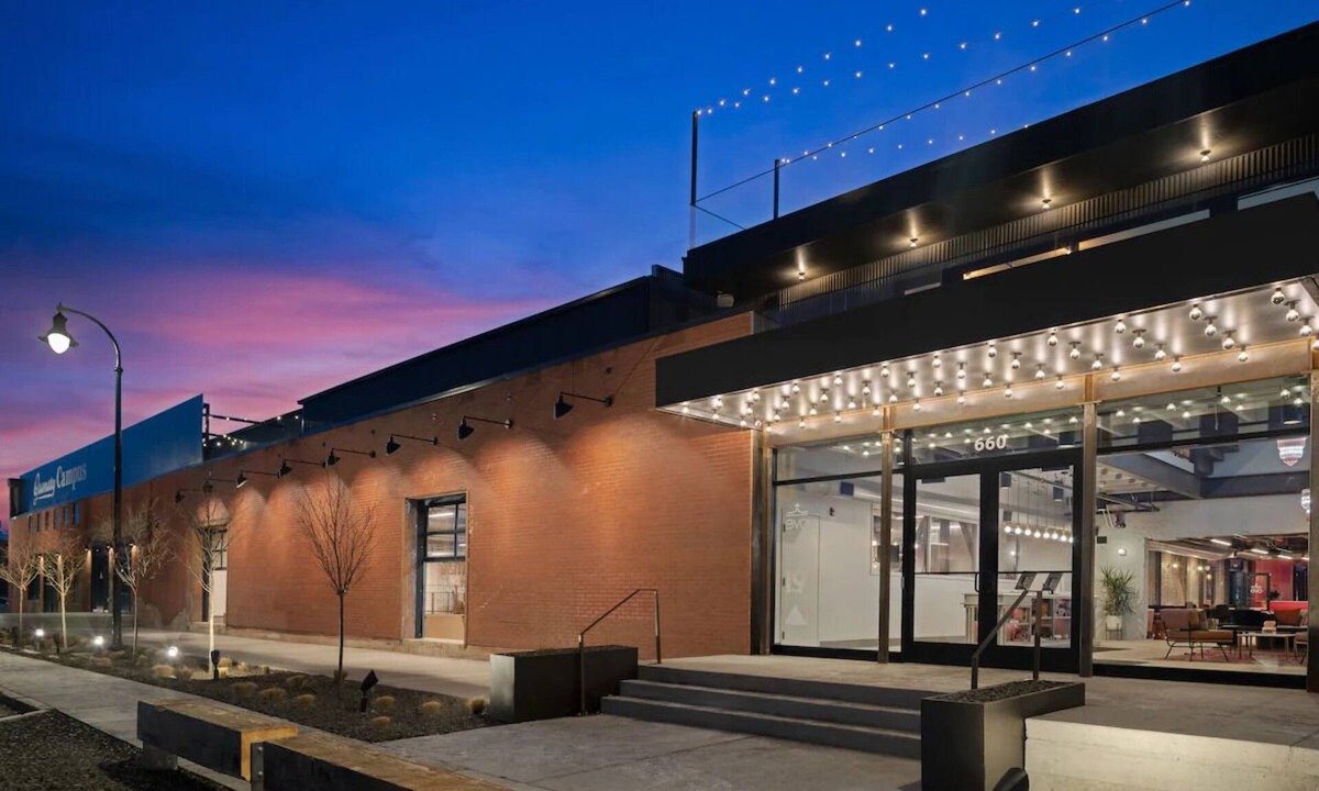 People's Freeway Hotel | Free Parking & Dog-friendly, Wasatch Room at evo Hotel