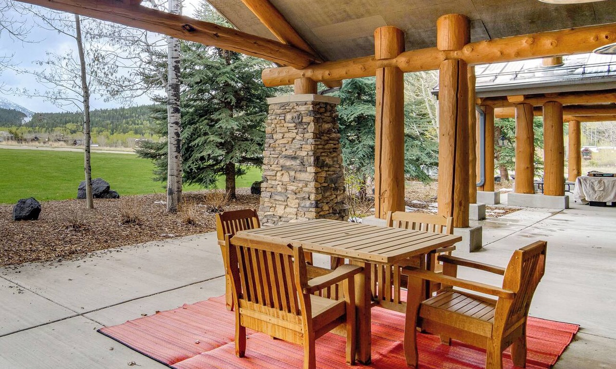 Victor Condo | Gateway to the Teton Valley! Luxe Mtn Condo