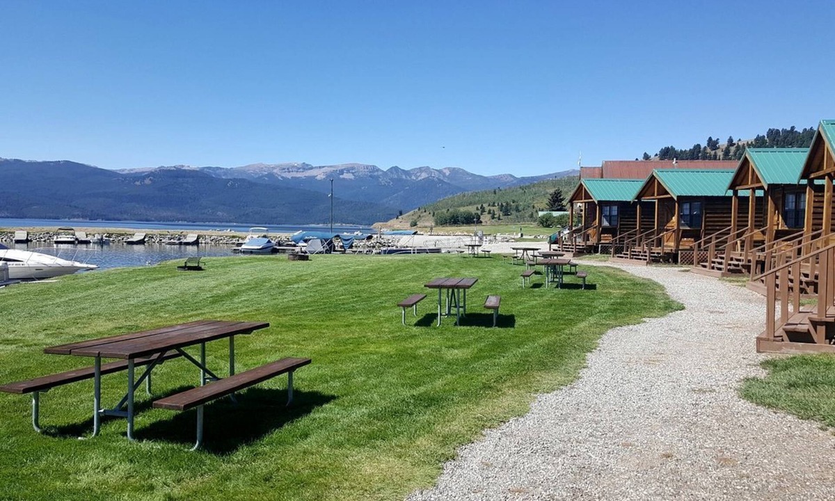 West Yellowstone House | Gorgeous Cabin with Stunning Views in West Yellowstone, Montana