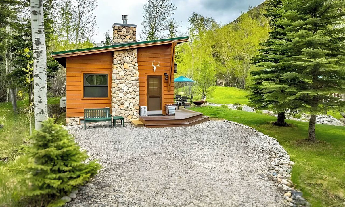 McLeod House | Great for Families! Woodsy Sanctuary in Mc Leod