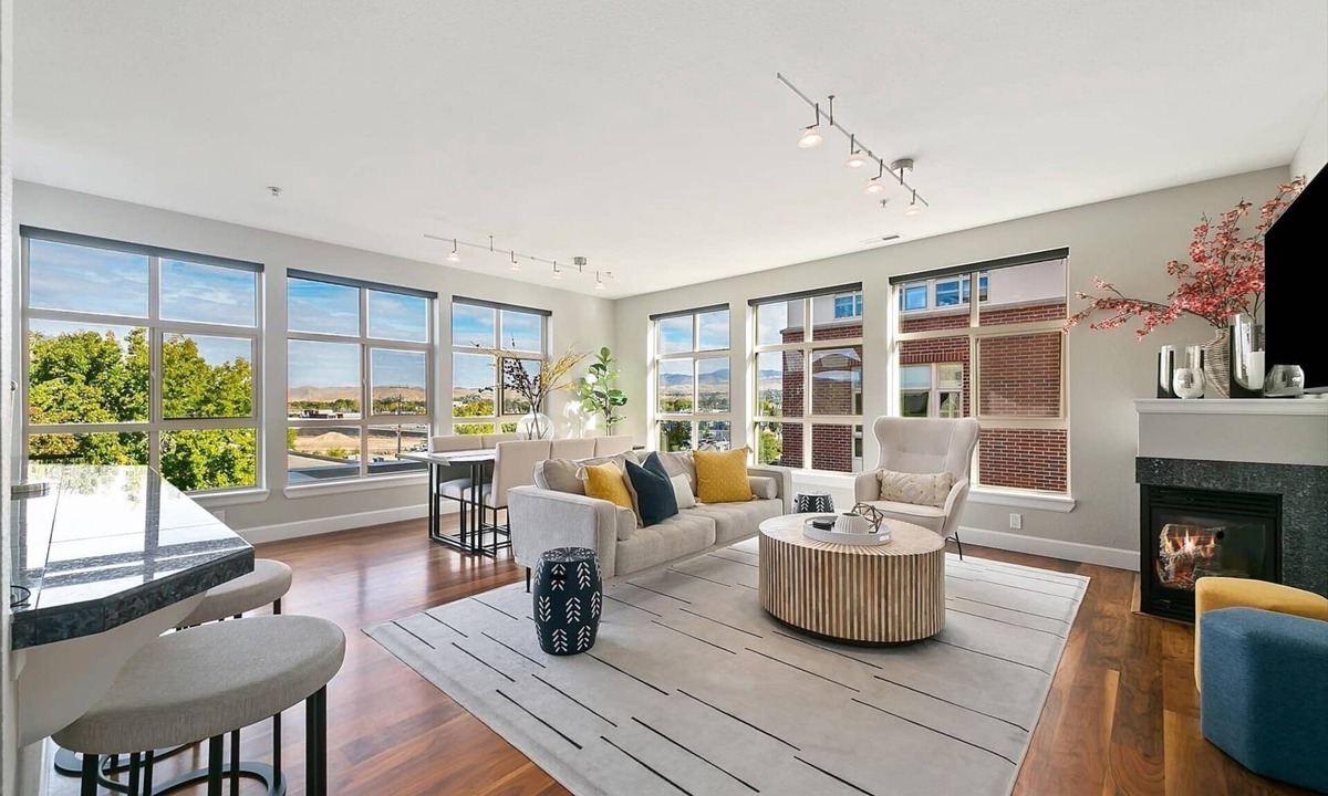 Downtown Boise Condo | #HabitueHomes - CitySide Serenity - Downtown! Views!