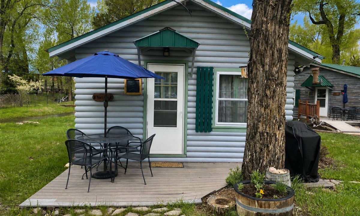 Riverside Cabin | Historic Wyoming Cabin Near Rivers & Trails
