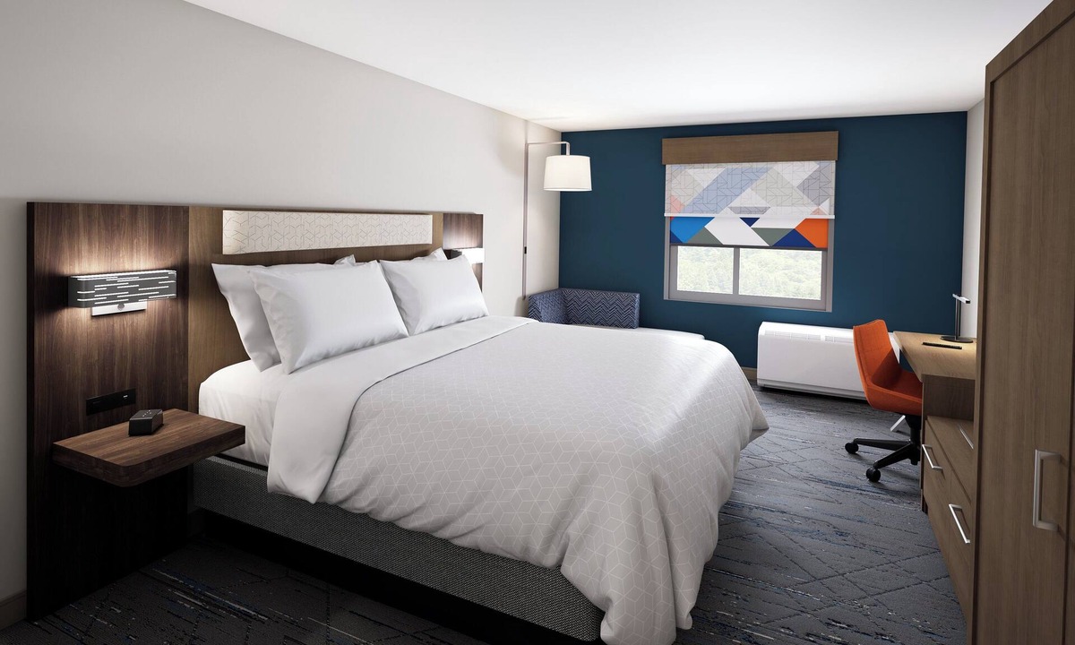 Laramie Hotel | Holiday Inn Express & Suites Laramie West