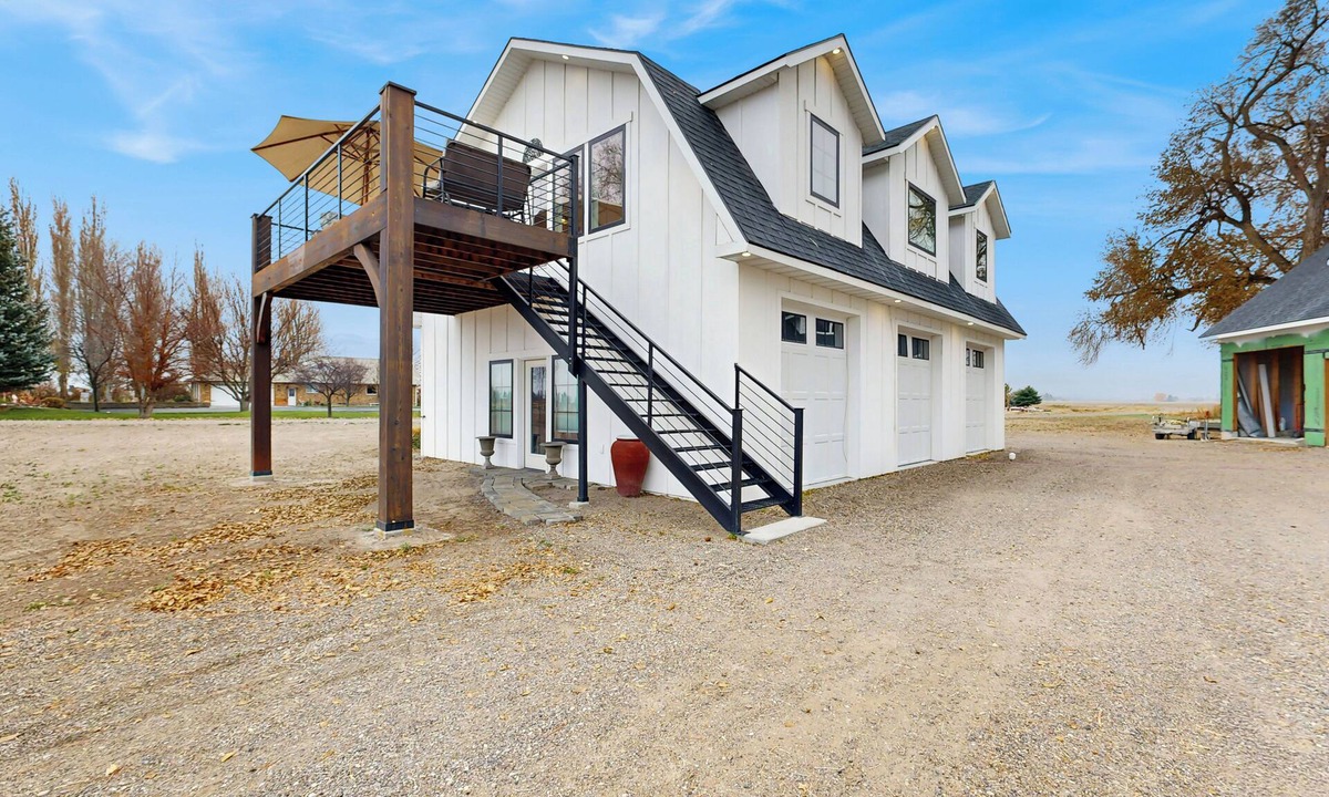 Burley House | Home w/Farmstyle Loft & Views, Mins to Dtwn