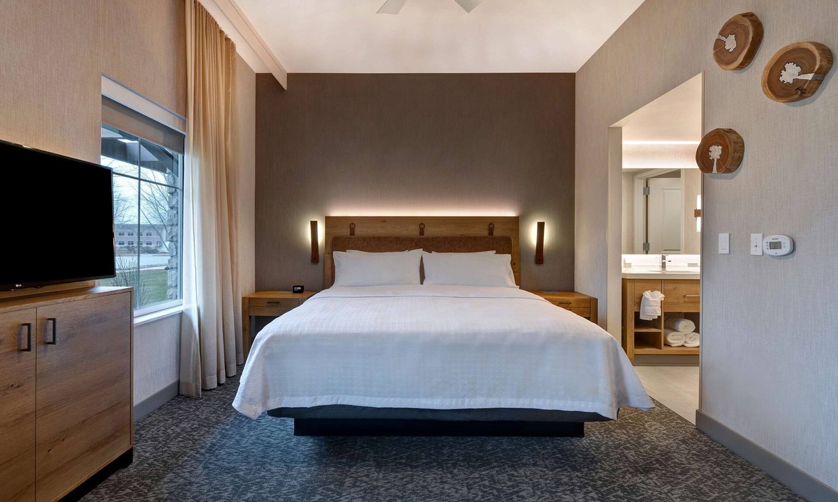 Eagle Hotel | Homewood Suites by Hilton Eagle Boise, ID