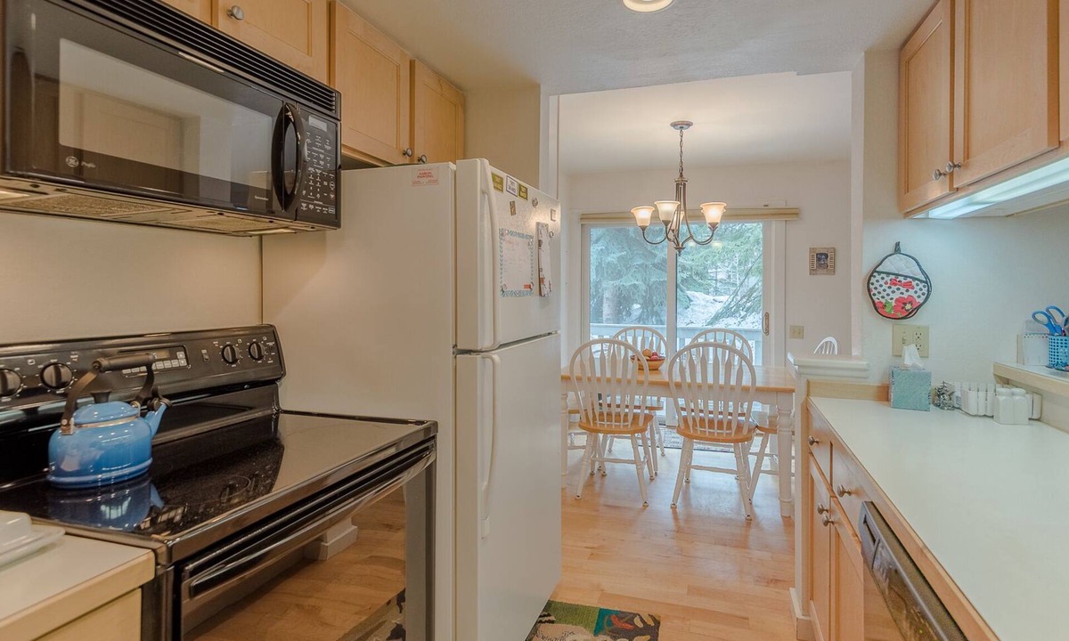 Ketchum Condo | Horizon Four Condo 141 - Walk to Ski Lifts & Downtown, Après Ski Hot Tub