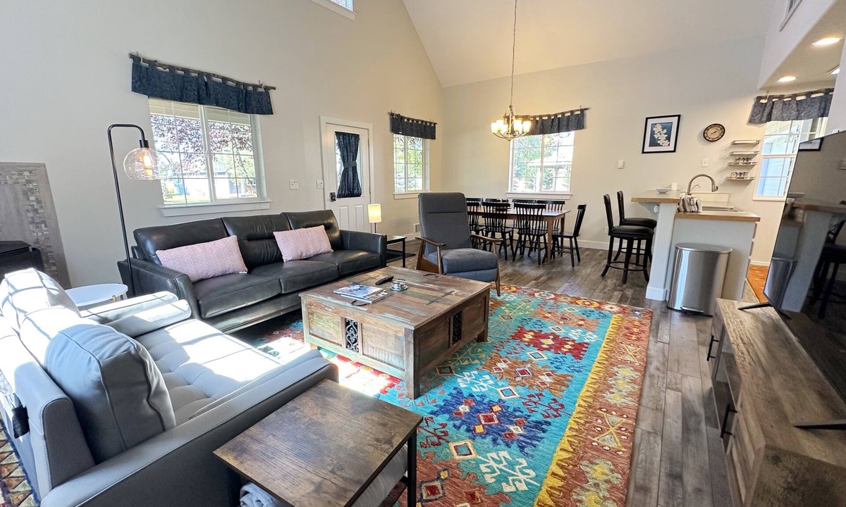 Creekside Meadows House | Inviting Family Retreat w/Hot Tub in Driggs